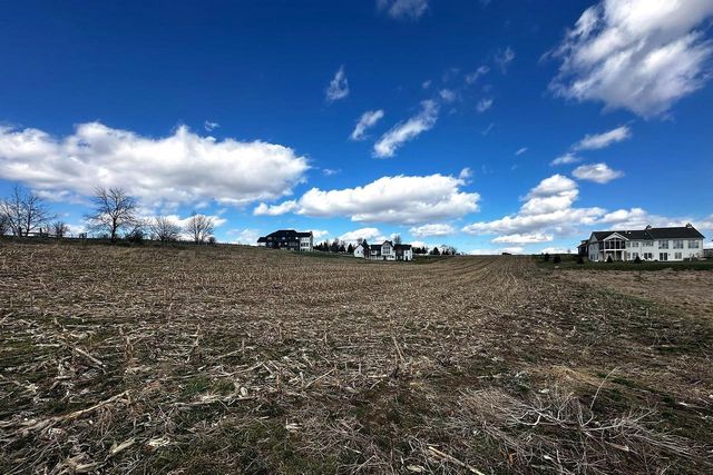 L11 Prairie Circle, Verona, WI 53593