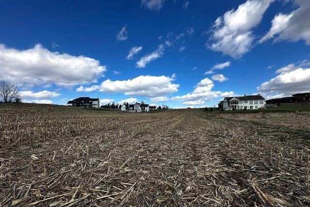 L11 Prairie Circle, Verona, WI 53593