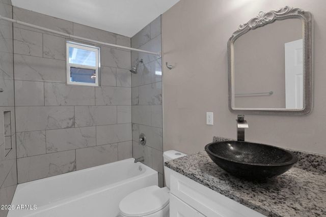 2021 E 10TH Street, Tempe, AZ 85281