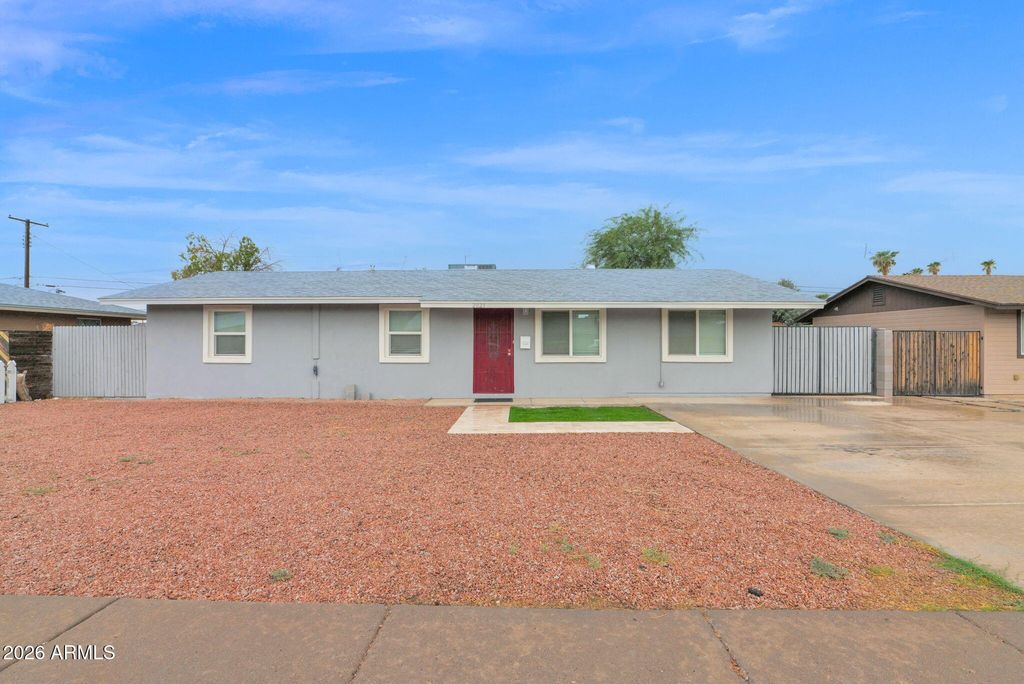2021 E 10TH Street, Tempe, AZ 85281