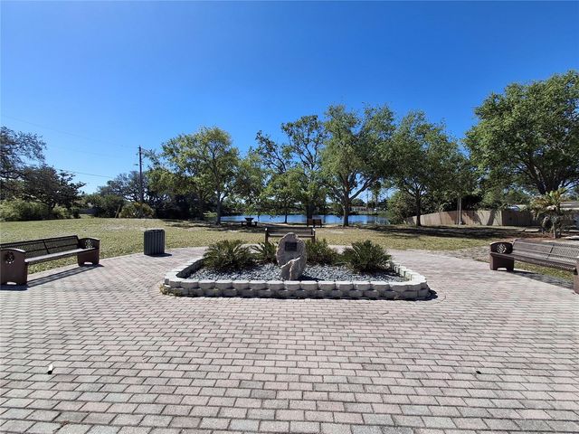 5560 61ST STREET N, St Petersburg, FL 33709