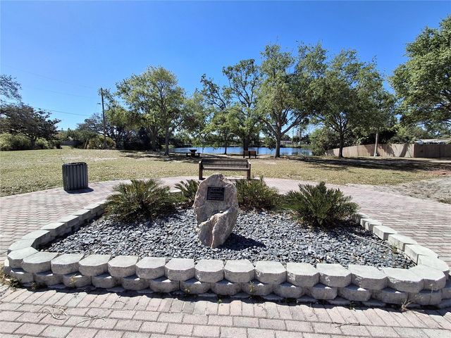 5560 61ST STREET N, St Petersburg, FL 33709