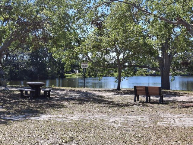5560 61ST STREET N, St Petersburg, FL 33709