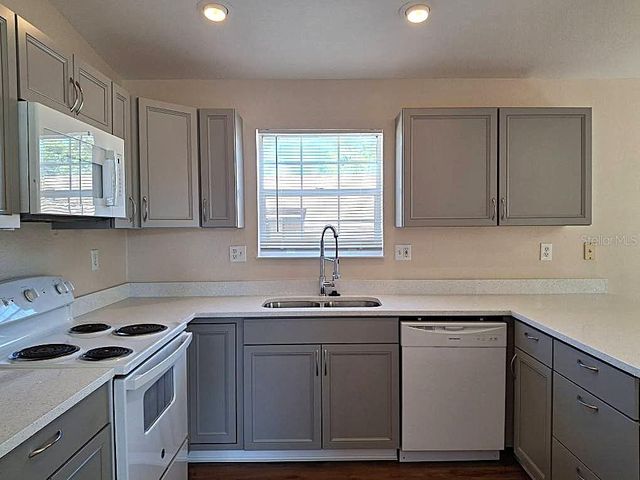 5560 61ST STREET N, St Petersburg, FL 33709