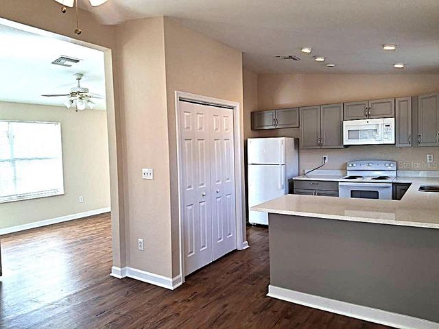 5560 61ST STREET N, St Petersburg, FL 33709