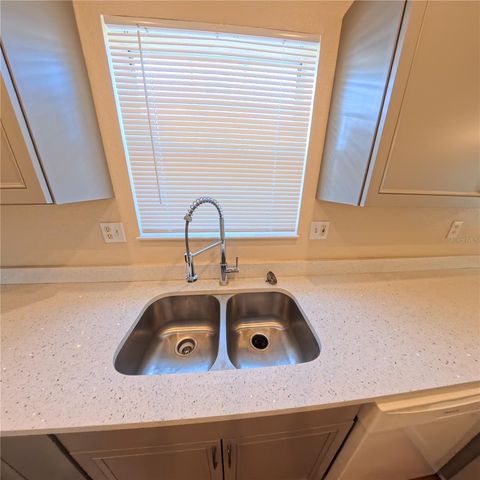 5560 61ST STREET N, St Petersburg, FL 33709