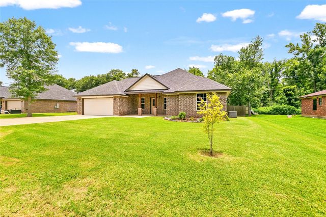26 Nelson Court, Jones Creek, TX 77541