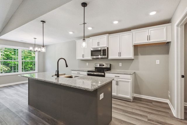 1162 Tybee Dr, Clarksville, TN 37042