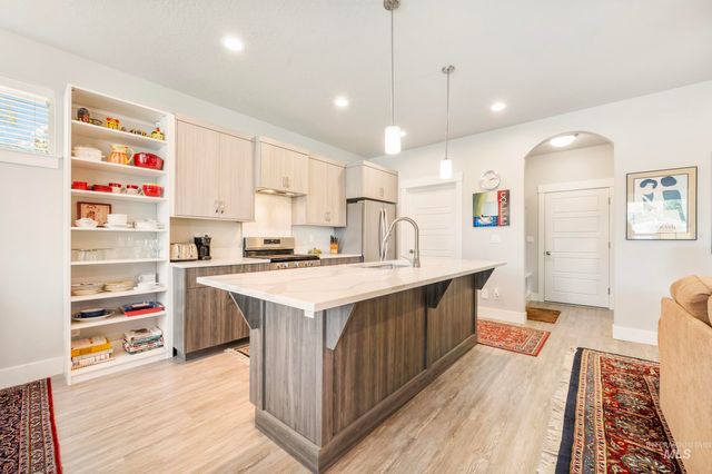 421 S Curtis 128, Boise, ID 83705