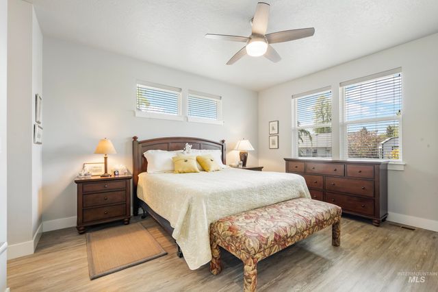 421 S Curtis 128, Boise, ID 83705