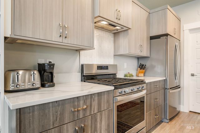 421 S Curtis 128, Boise, ID 83705