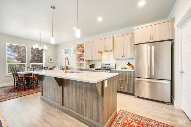 421 S Curtis 128, Boise, ID 83705