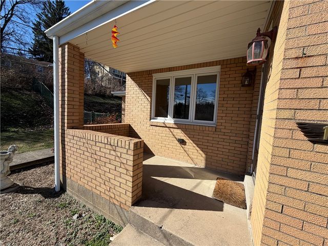 1950 Shiras Ave, Beechview, PA 15216