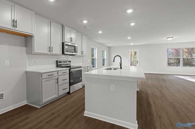 28040 Caperton Drive, Harvest, AL 35749