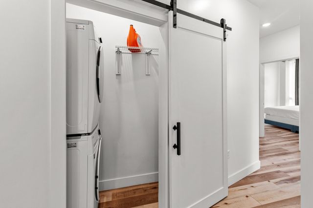 5 FYFER PL, Columbia, MO 65201