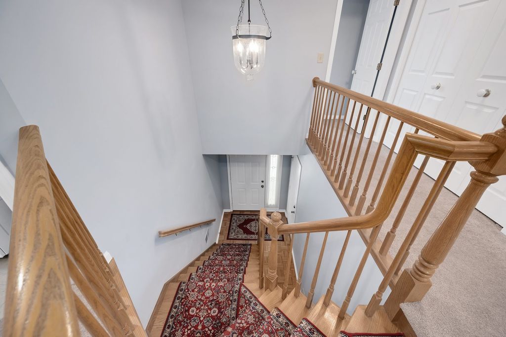 1128 BRISTLECONE Court 1128, Darien, IL 60561 — photo 2