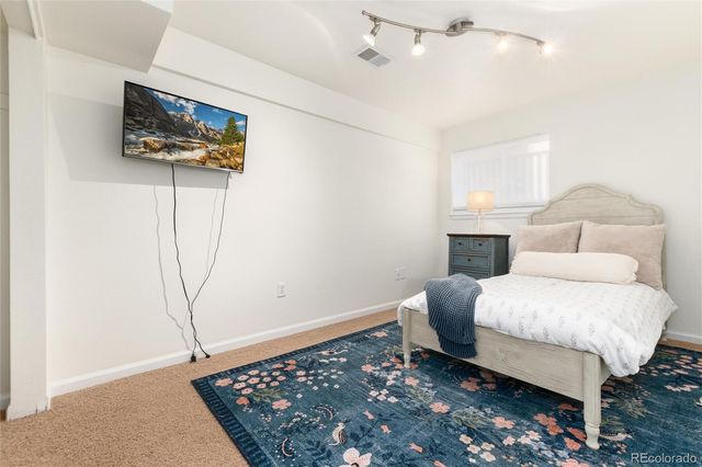 2483 W Houstoun Waring Circle, Littleton, CO 80120