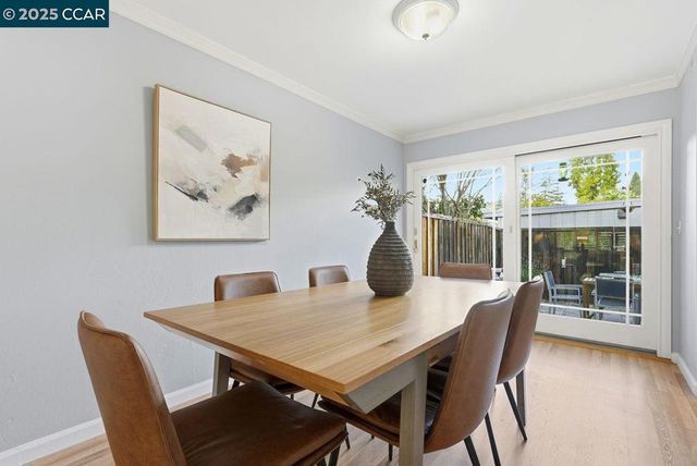 37 Miramonte Dr, Moraga, CA 94556