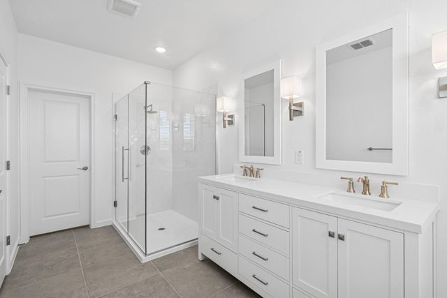 500 Cane Crossing Lake Drive, Sealy, TX 77474