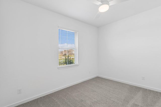 500 Cane Crossing Lake Drive, Sealy, TX 77474