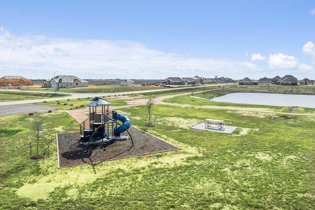 500 Cane Crossing Lake Drive, Sealy, TX 77474