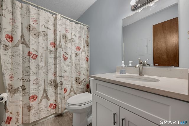 81 Chipman Street 13, Waterbury, CT 06708