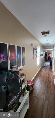 19 VIRGINIA AVE, Brunswick, MD 21716