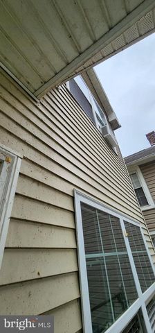 19 VIRGINIA AVE, Brunswick, MD 21716
