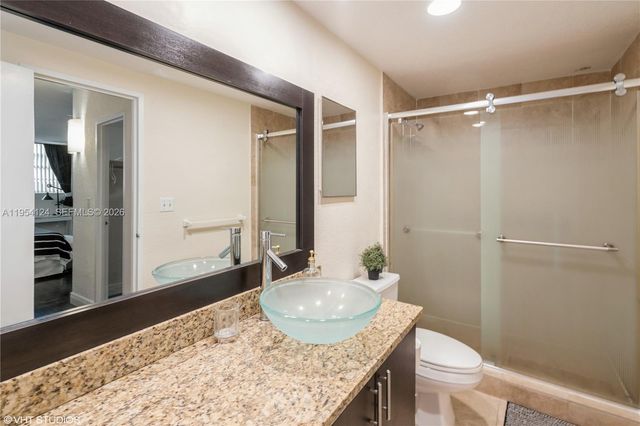 4001 S Ocean Drive 10B, Hollywood, FL 33019