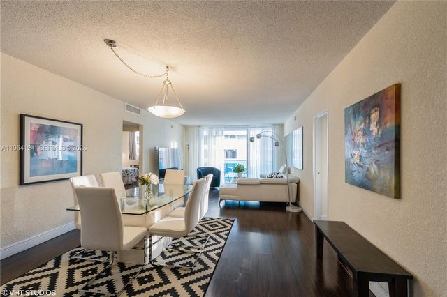 4001 S Ocean Drive 10B, Hollywood, FL 33019