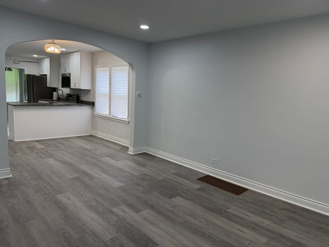 14211 S Wentworth Avenue, Riverdale, IL 60827