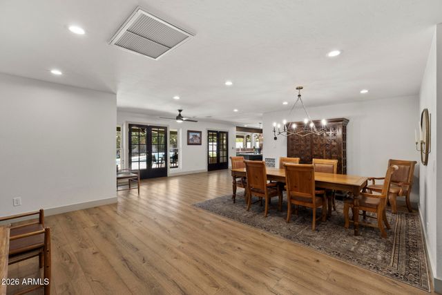 5449 E LARKSPUR Drive, Scottsdale, AZ 85254