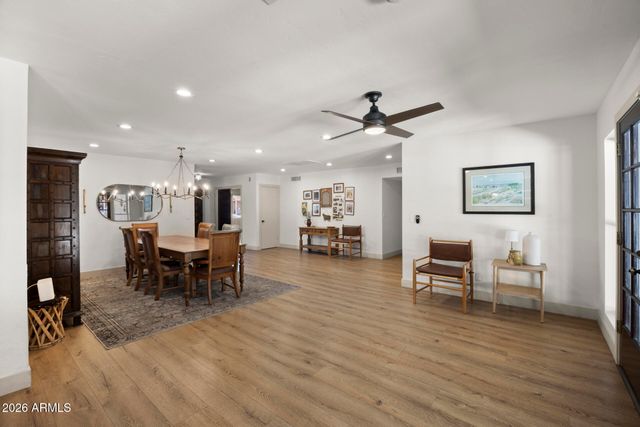 5449 E LARKSPUR Drive, Scottsdale, AZ 85254