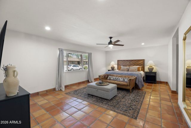 5449 E LARKSPUR Drive, Scottsdale, AZ 85254
