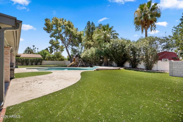 5449 E LARKSPUR Drive, Scottsdale, AZ 85254