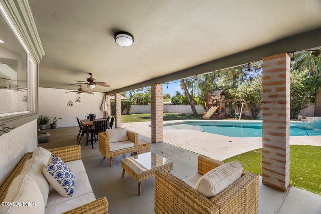 5449 E LARKSPUR Drive, Scottsdale, AZ 85254