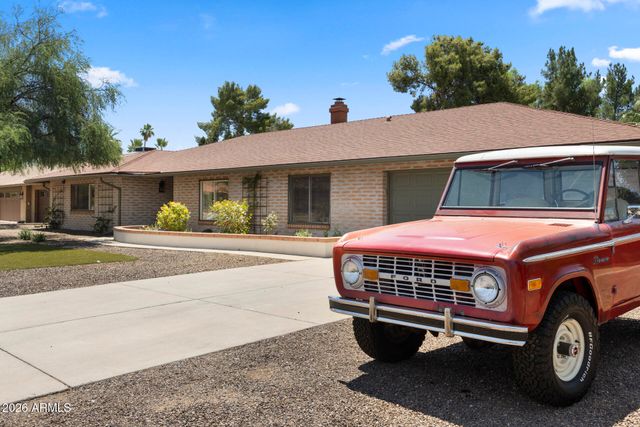 5449 E LARKSPUR Drive, Scottsdale, AZ 85254