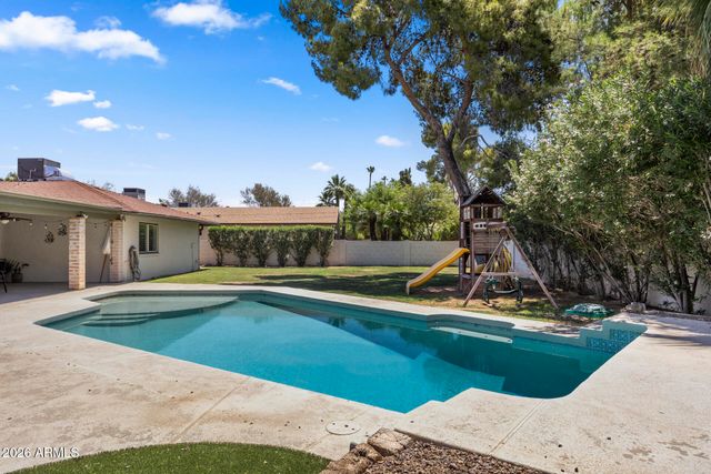 5449 E LARKSPUR Drive, Scottsdale, AZ 85254