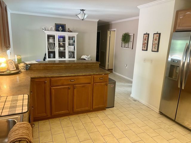 448 Powers Blvd, Waverly, TN 37185