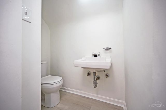 6756 Sunray Avenue, Anderson Twp, OH 45230