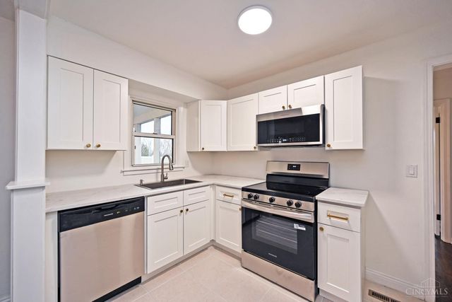 6756 Sunray Avenue, Anderson Twp, OH 45230