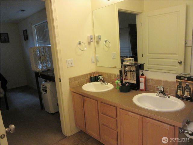 425 E Richmond Avenue, Dayton, WA 99328