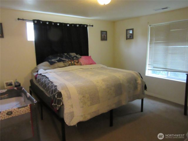 425 E Richmond Avenue, Dayton, WA 99328