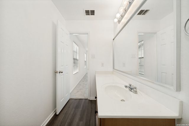4447 Wrangler Run, San Antonio, TX 78223