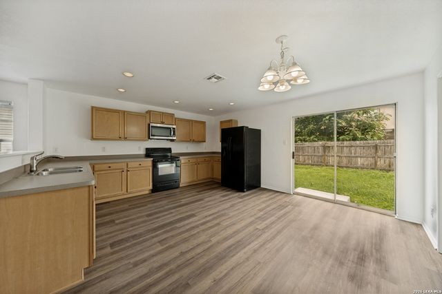 4447 Wrangler Run, San Antonio, TX 78223