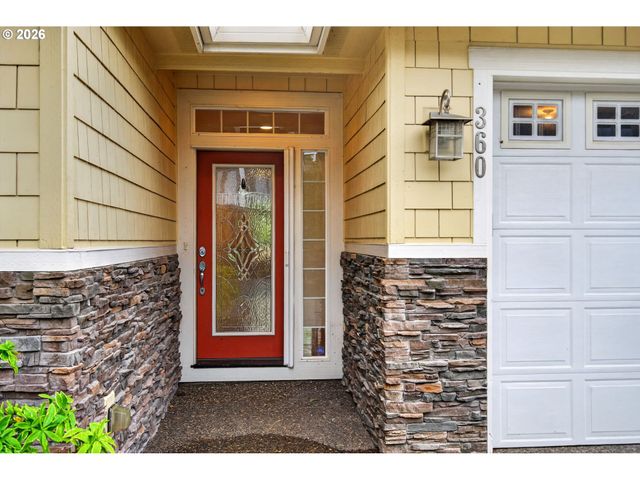 360 N STONEGATE Dr, Washougal, WA 98671