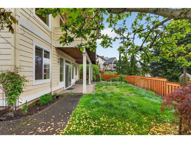 360 N STONEGATE Dr, Washougal, WA 98671