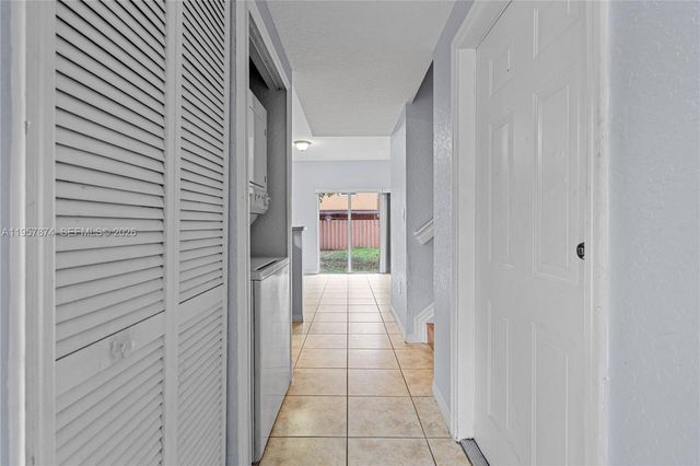 865 SW 6th Ct, Florida City, FL 33034