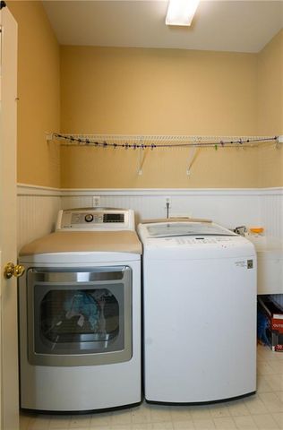 350 Scarborough Way, Johns Creek, GA 30022