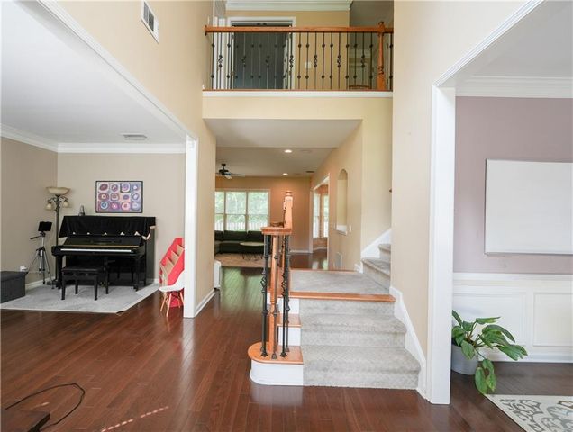 350 Scarborough Way, Johns Creek, GA 30022
